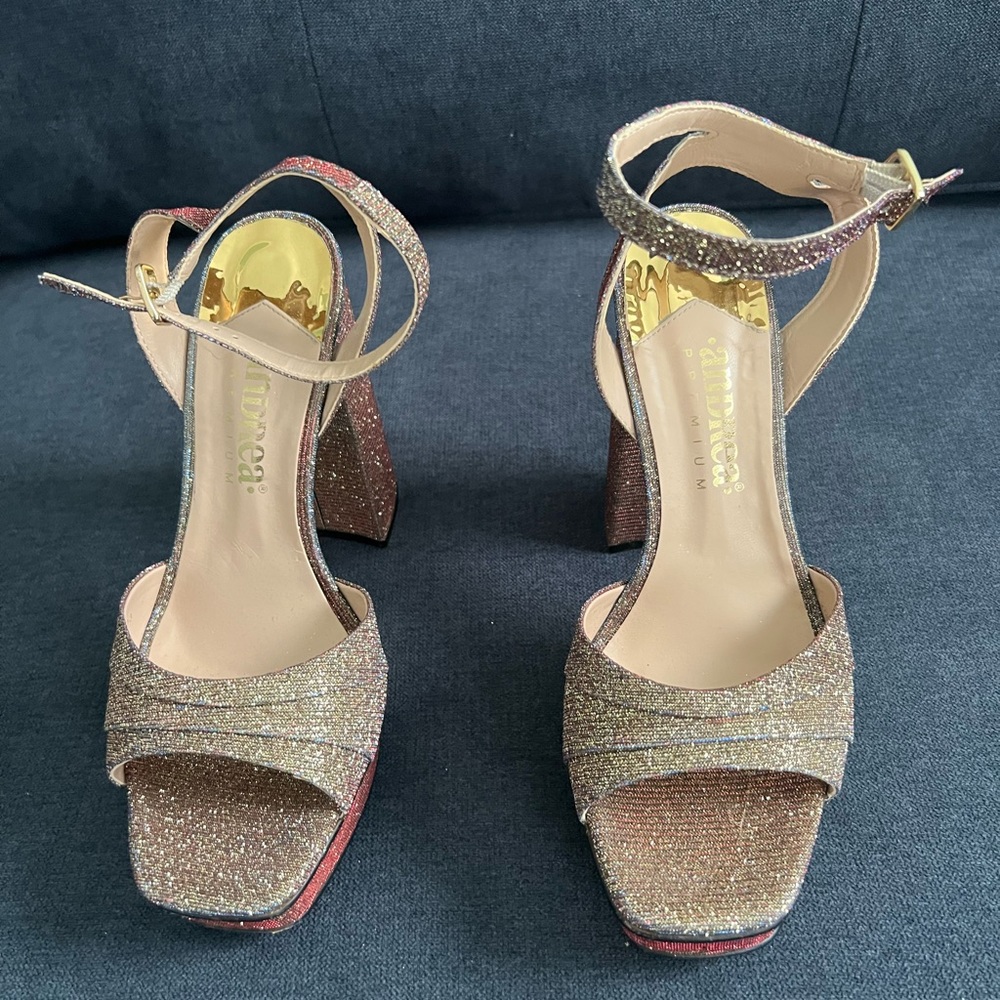 Zapatos plataforma Marca Andrea solo lo use unas horas, en buenas condiciones